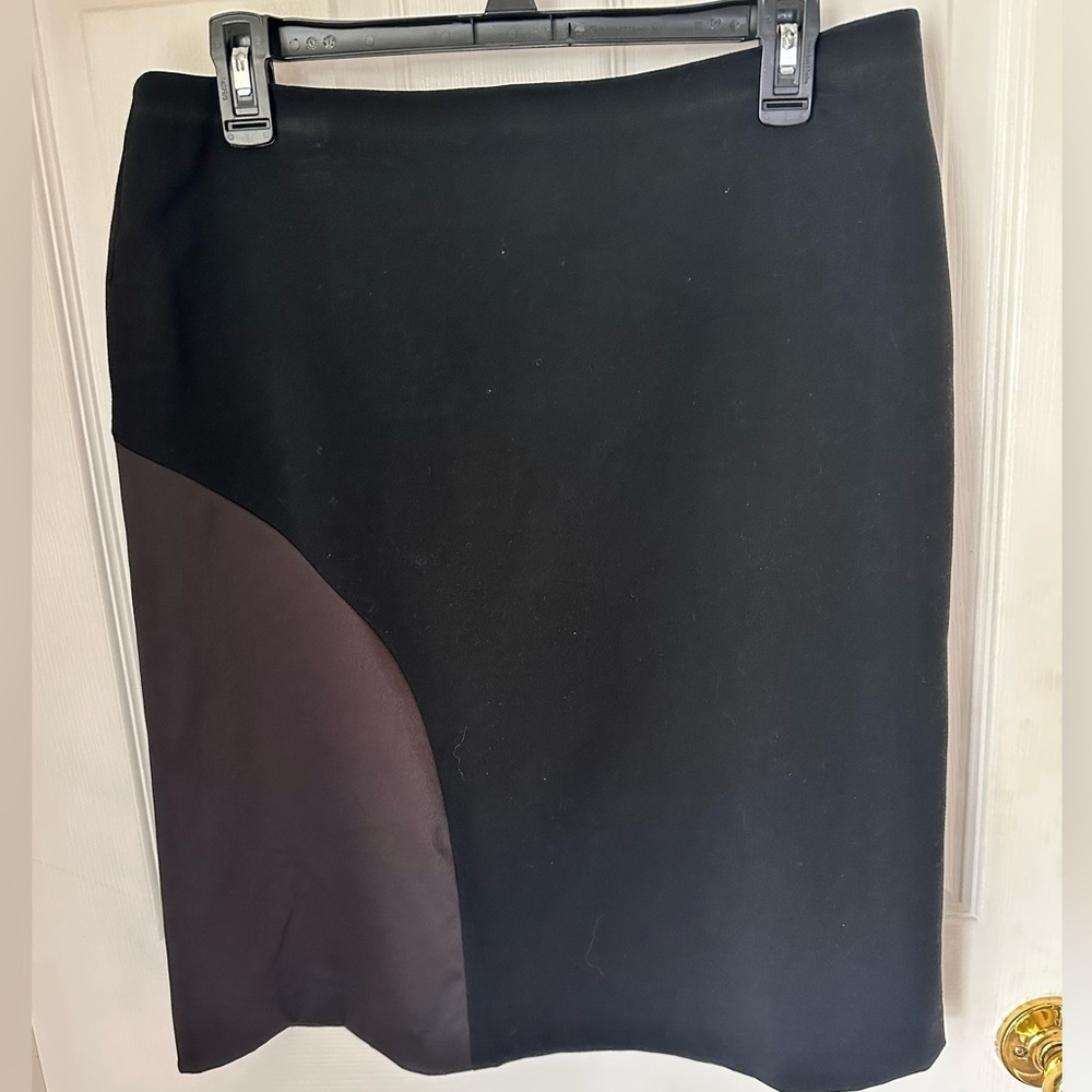Adrienne Vittadina women’s black stretch lined skirt size 8